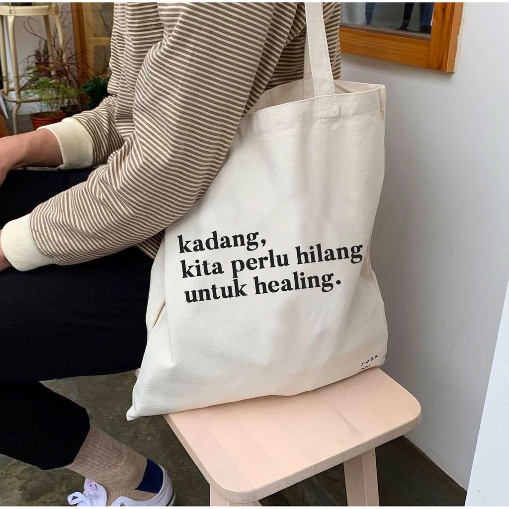 Totebag Puisi Galau Healing